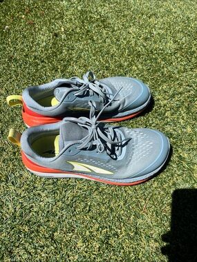 Altra women running paradigm 5 guide rail ego size 8.5